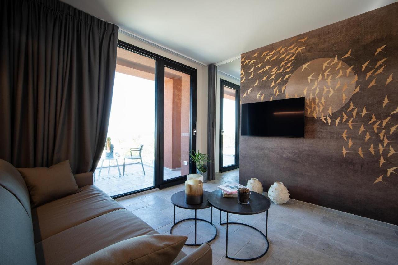 Piccola Maesta' Boutique Rooms 시비타노바 마르셰 외부 사진