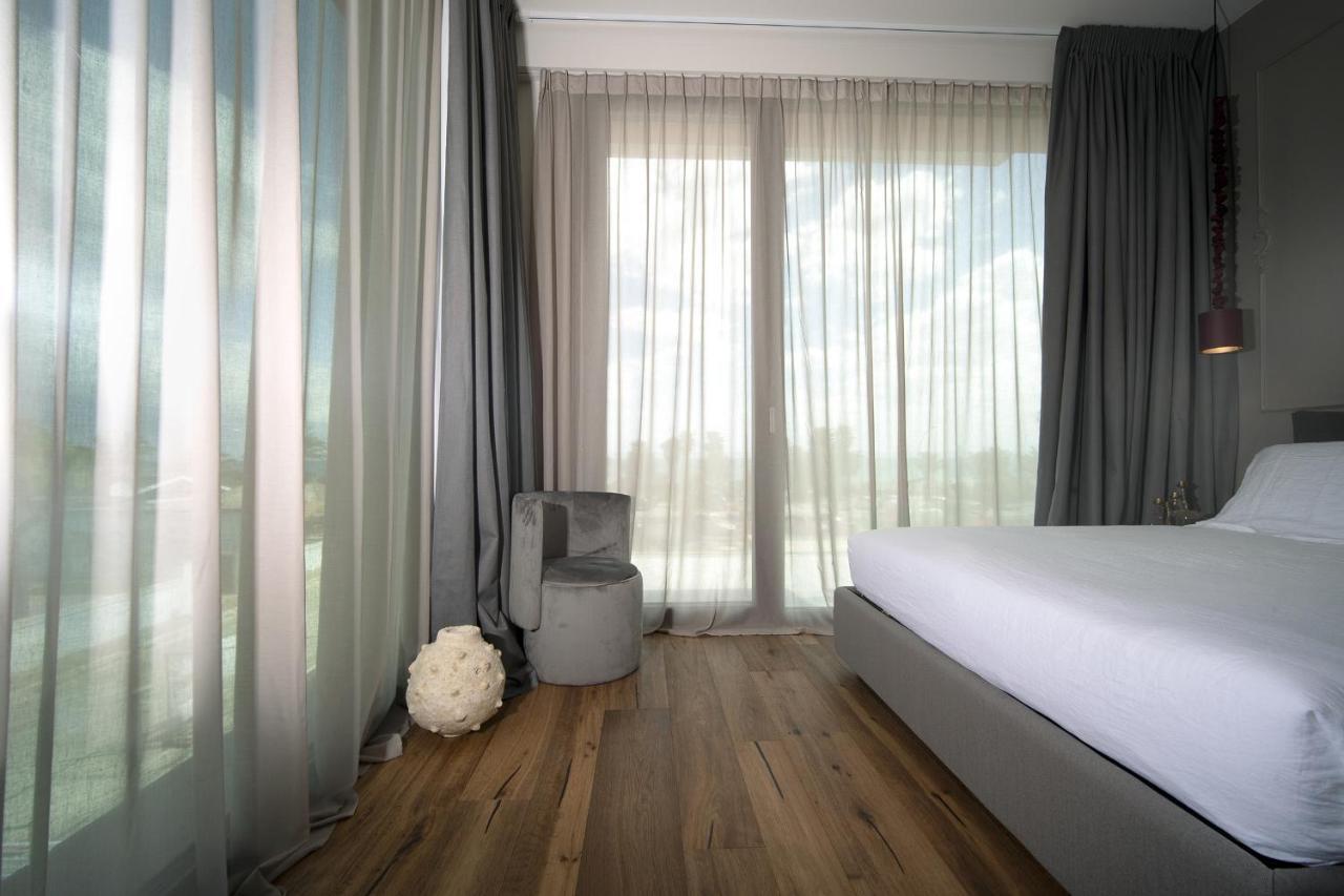 Piccola Maesta' Boutique Rooms 시비타노바 마르셰 외부 사진