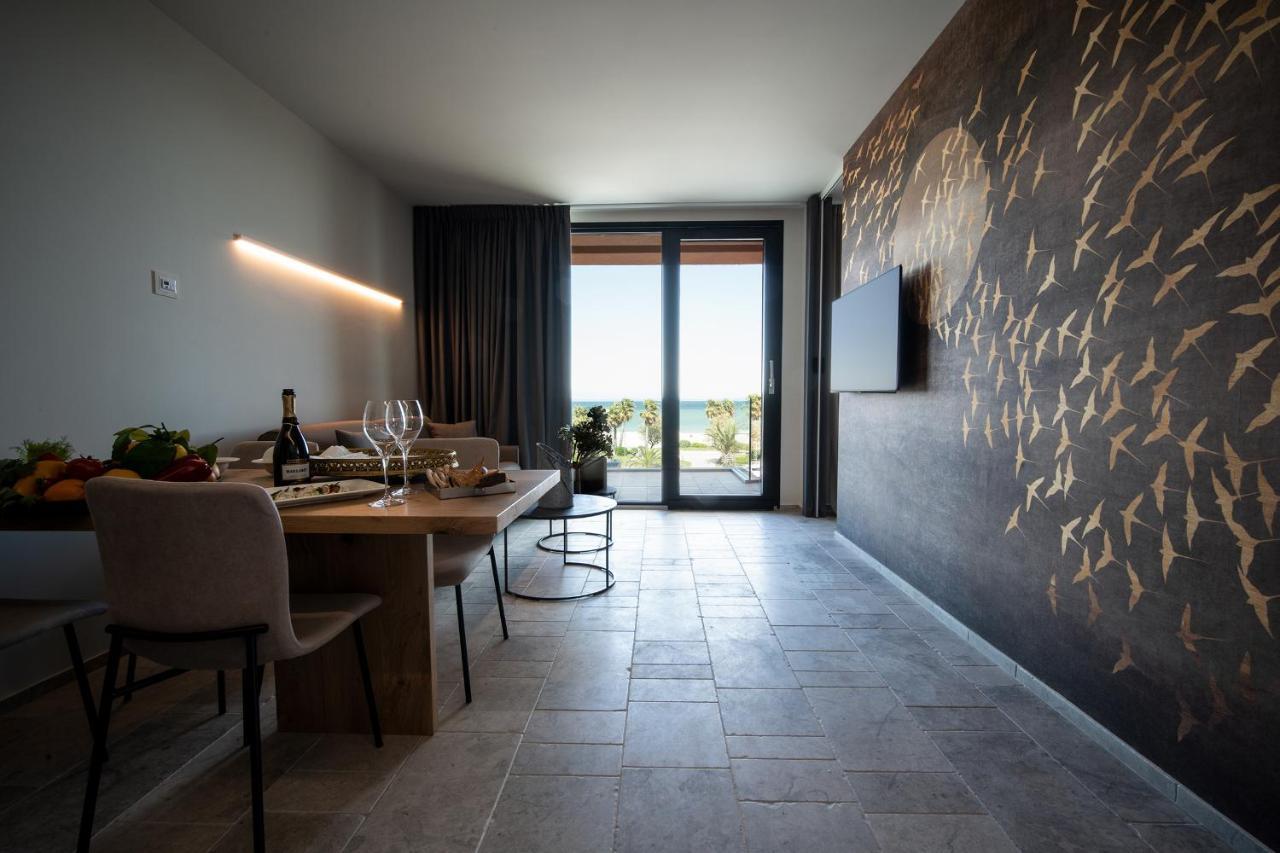 Piccola Maesta' Boutique Rooms 시비타노바 마르셰 외부 사진