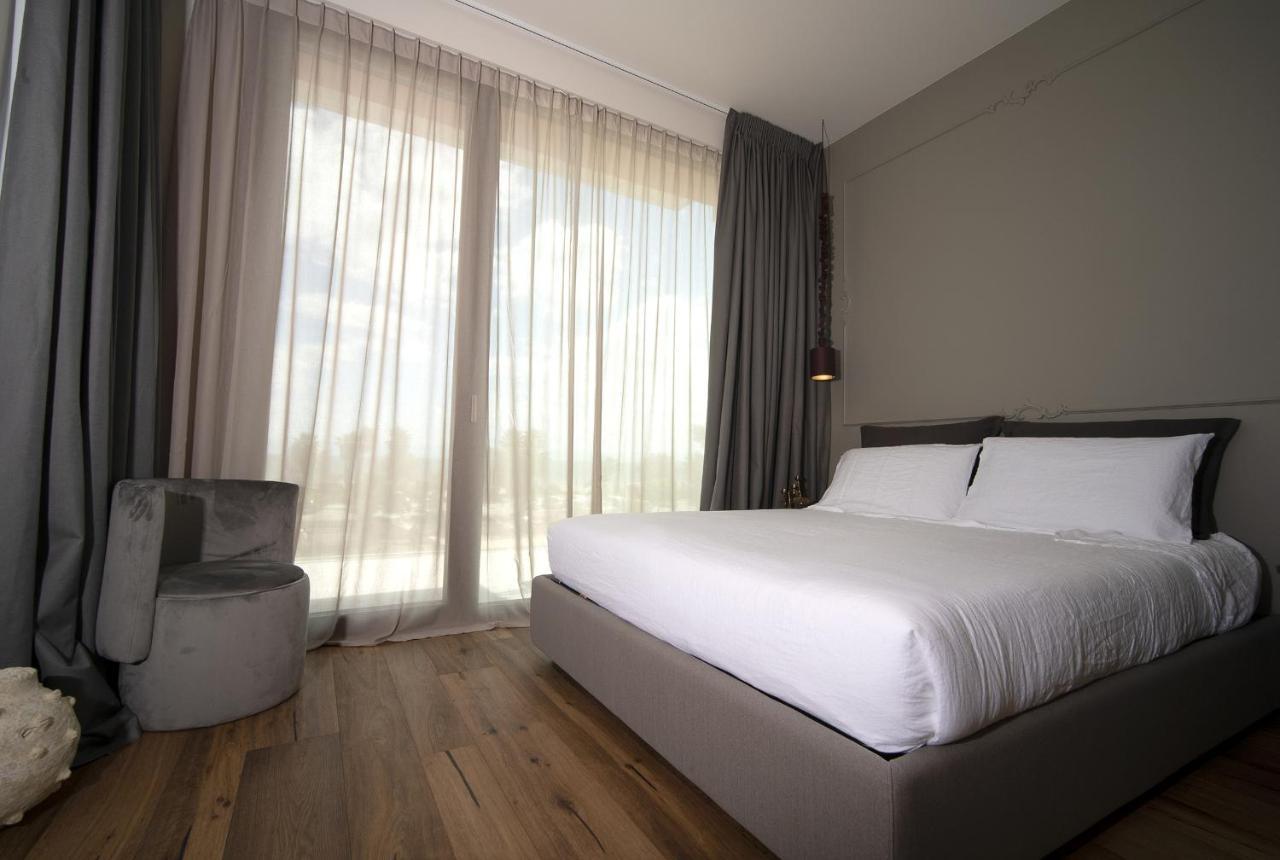 Piccola Maesta' Boutique Rooms 시비타노바 마르셰 외부 사진