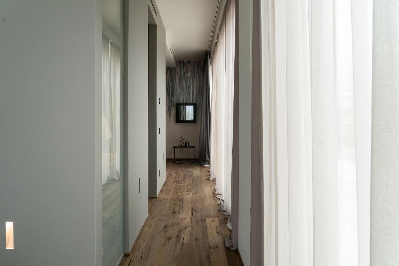 Piccola Maesta' Boutique Rooms 시비타노바 마르셰 외부 사진